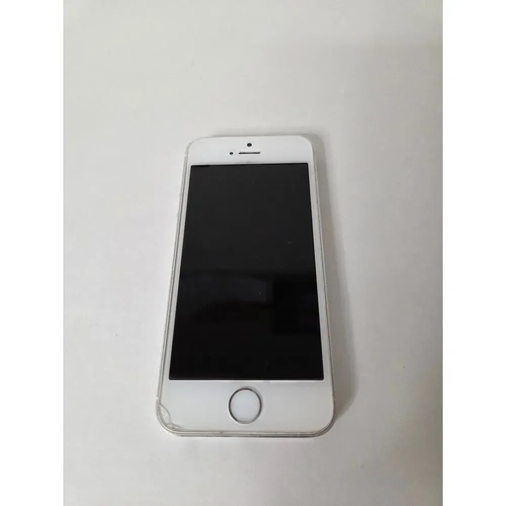 Apple iPhone 5s - Model A1533 - Silver -‎ FOR PARTS ONLY